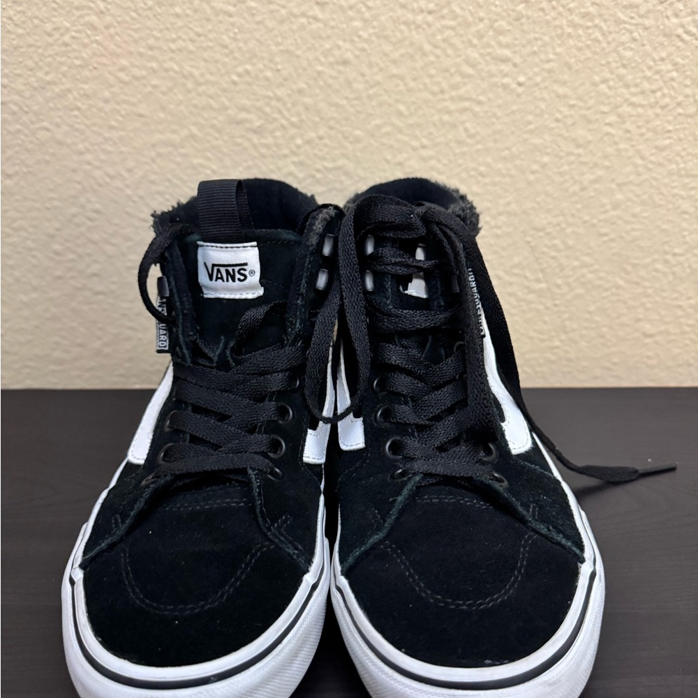 Women’s Vans Classic Black and White High-Tops -Size 5
